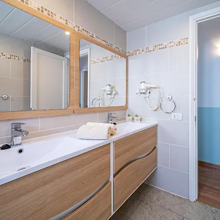 Casa Dyala, * Puerto del Carmen (Lanzarote)