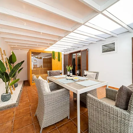 Casa Dyala, Willa